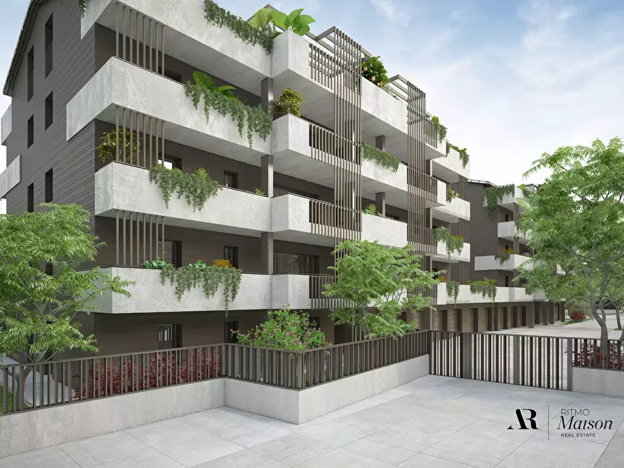 Immagine 6 di Attico in vendita  in via teano 4 a Prato