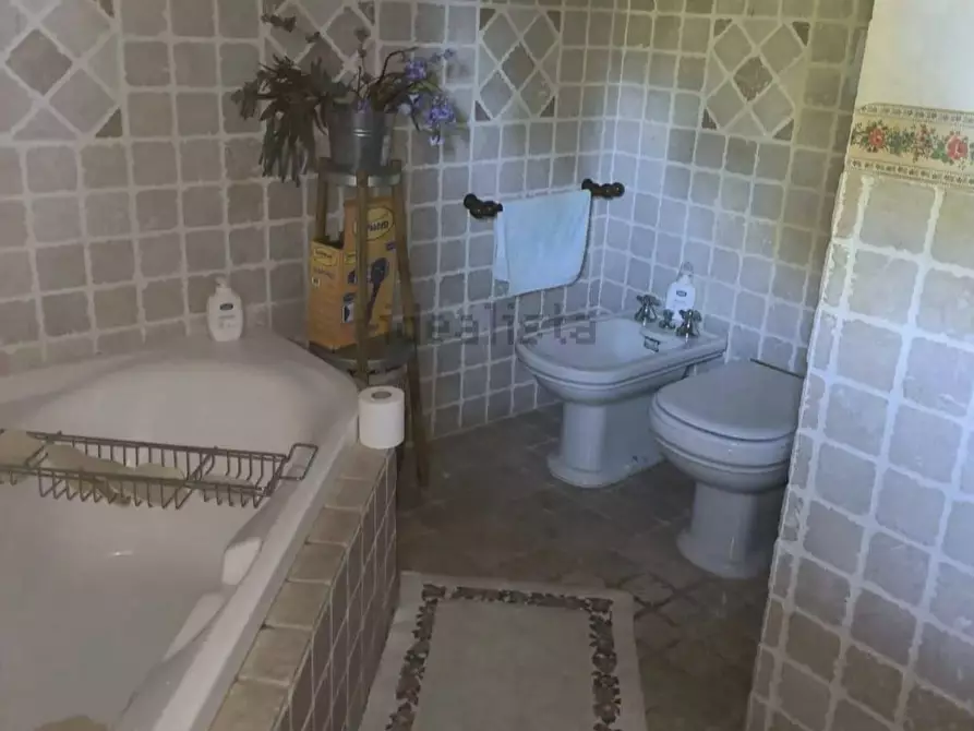 Immagine 17 di Rustico / casale in vendita  in località Busini 28 a Rufina