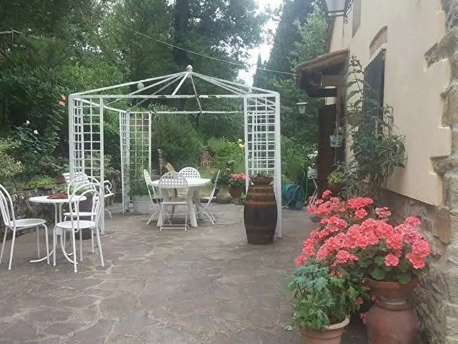 Immagine 22 di Rustico / casale in vendita  in località Busini 28 a Rufina