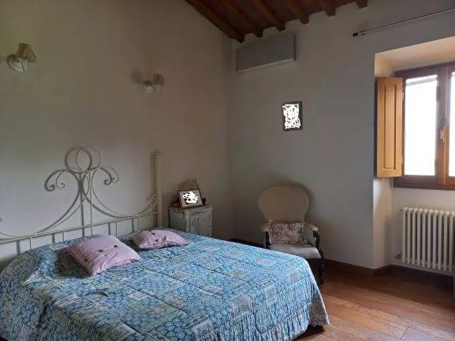 Immagine 7 di Rustico / casale in vendita  in frazione piazzano 69 a Vicchio