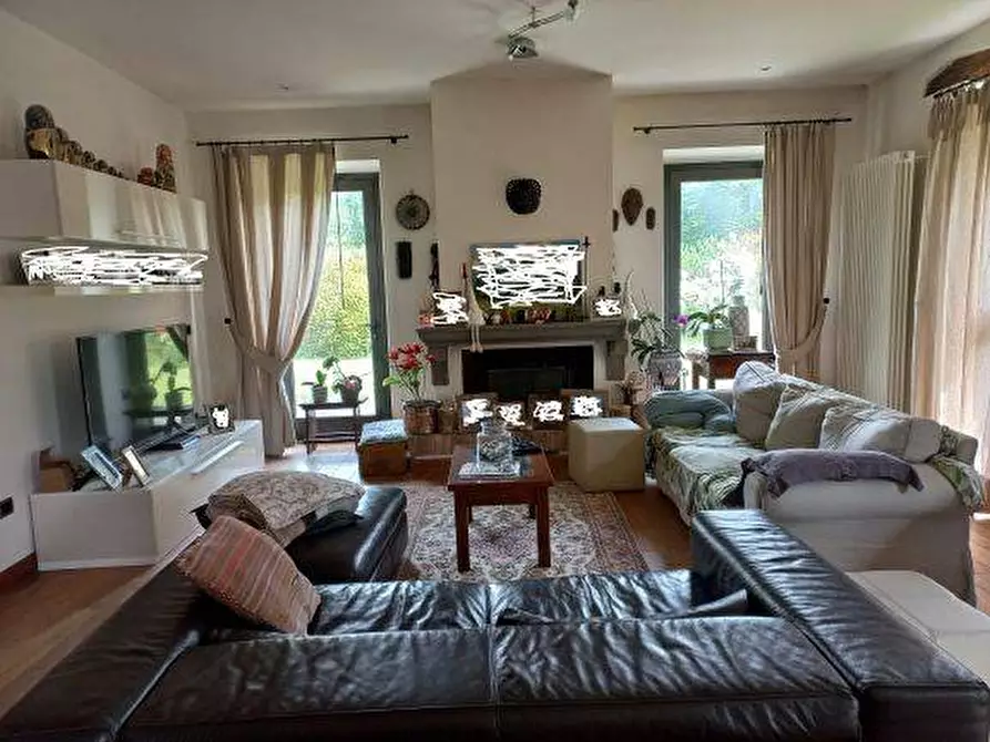 Immagine 4 di Rustico / casale in vendita  in frazione piazzano 69 a Vicchio