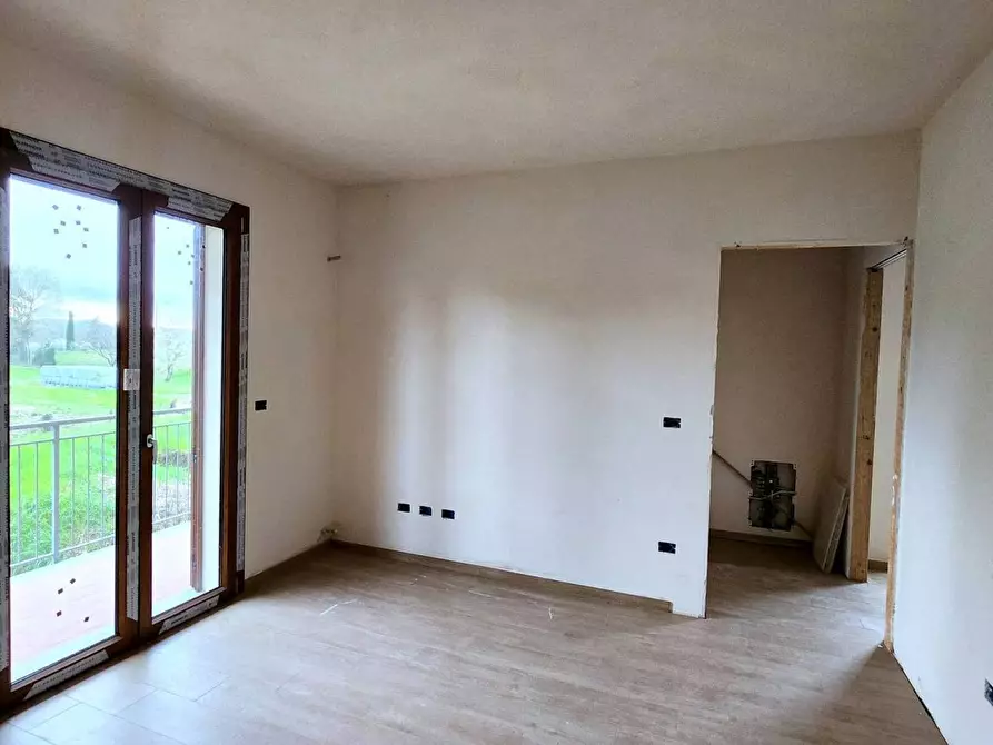 Immagine 15 di Villa in vendita  in Via Dianora Buini 21 a Borgo San Lorenzo