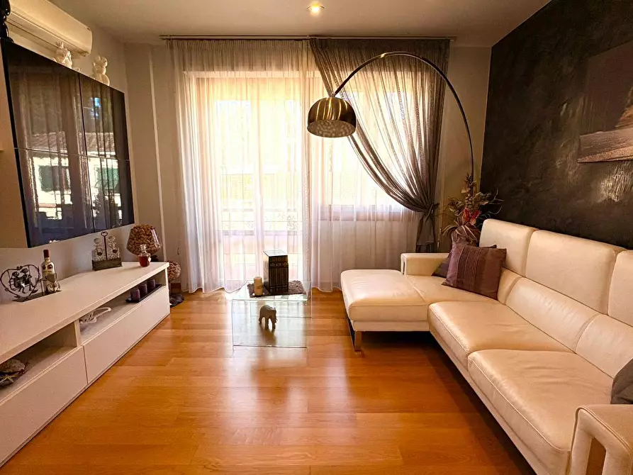 Immagine 3 di Appartamento in vendita  in Viale Duca della Vittoria 110 a Rufina