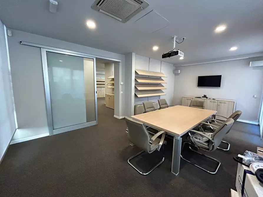 Immagine 9 di Ufficio in affitto  in Via Fra' Giovanni Angelico 36 a Firenze