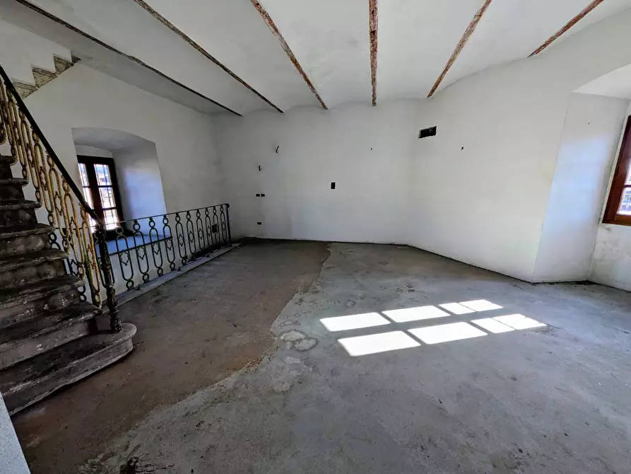 Immagine 8 di Appartamento in vendita  a Figline E Incisa Valdarno