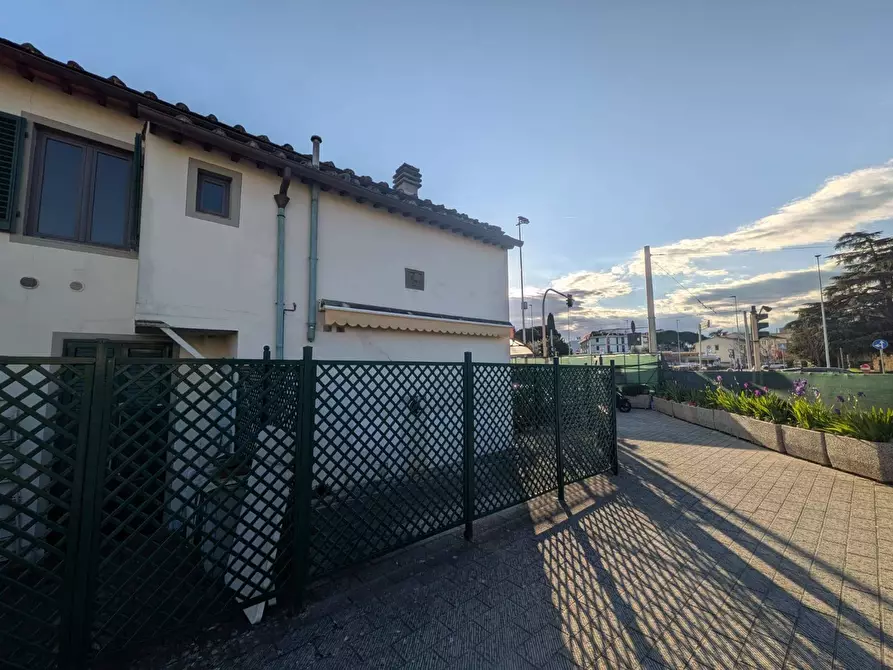 Immagine 2 di Appartamento in vendita  in Via Baccio Da Montelupo 3 a Firenze