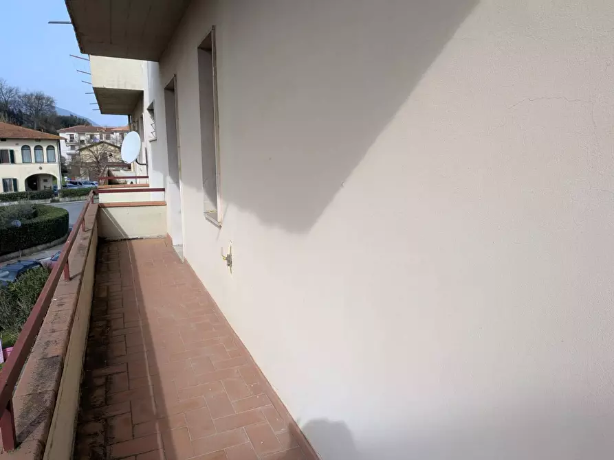 Immagine 14 di Appartamento in vendita  in via della resistenza 50 a Figline E Incisa Valdarno