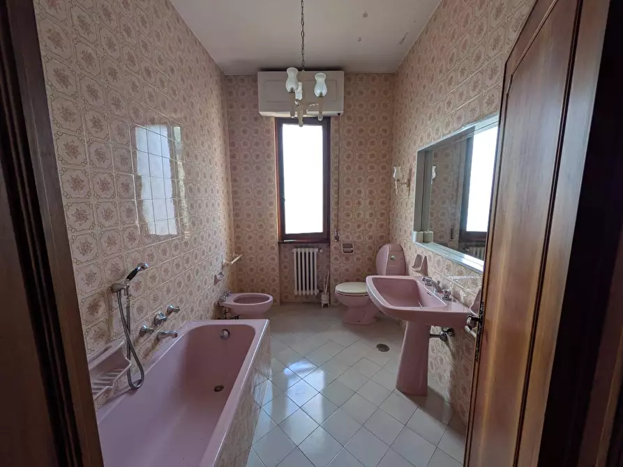 Immagine 47 di Appartamento in vendita  in via della resistenza 50 a Figline E Incisa Valdarno