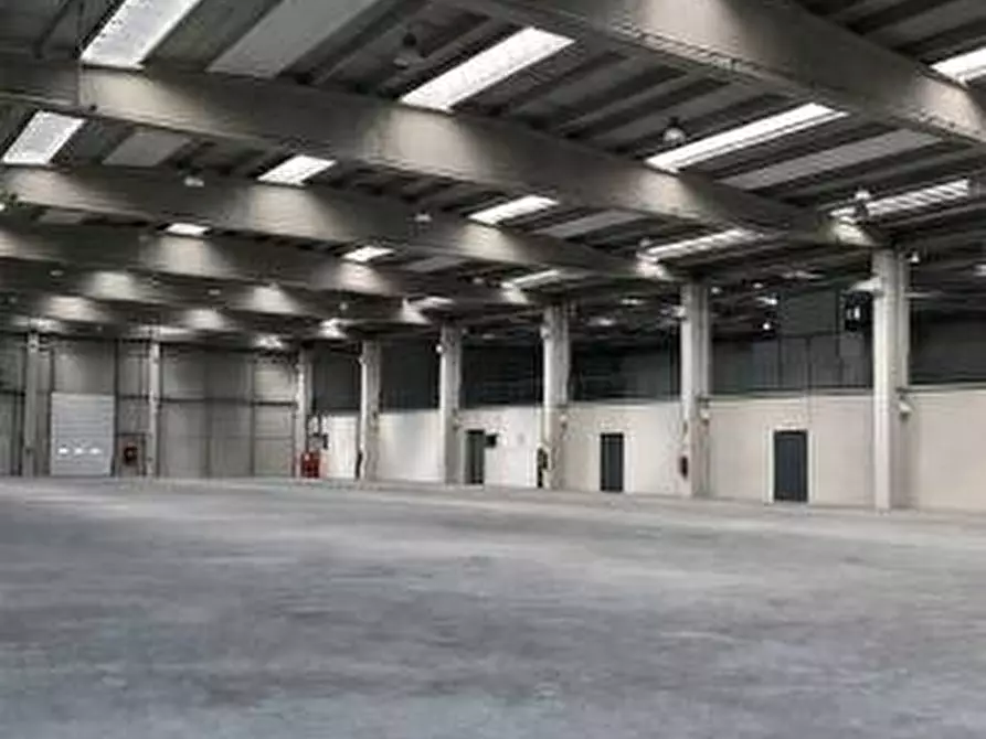 Immagine 1 di Capannone industriale in vendita  in via fiorentina a Figline E Incisa Valdarno