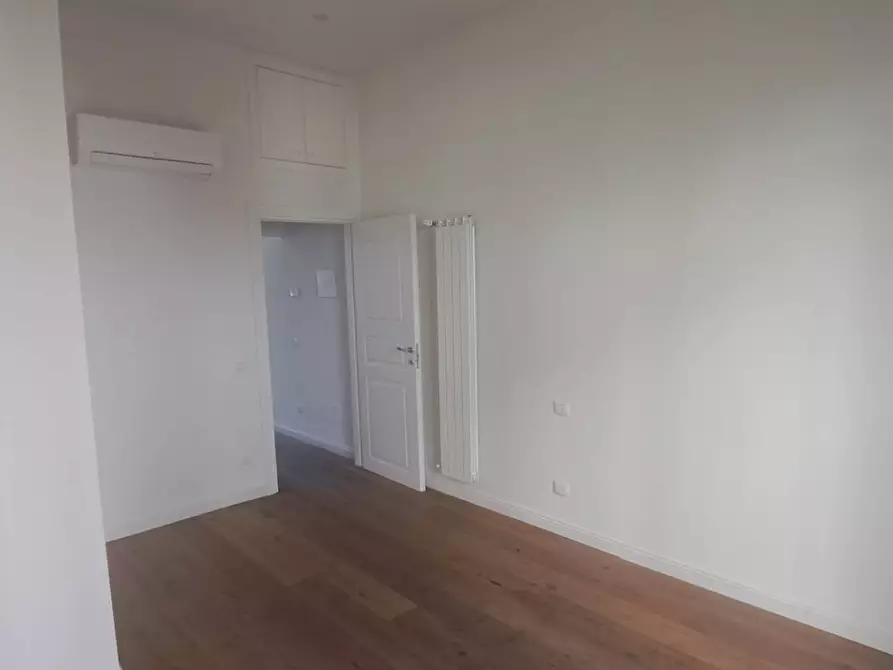 Immagine 9 di Appartamento in vendita  in Viale Edmondo De Amicis 25 a Firenze