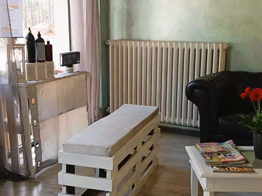 Immagine 5 di Attività commerciale in vendita  in Via Pistoiese 381 a Prato