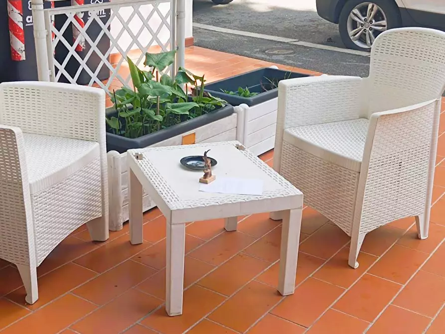 Immagine 6 di Attività commerciale in vendita  in Via Pistoiese 381 a Prato