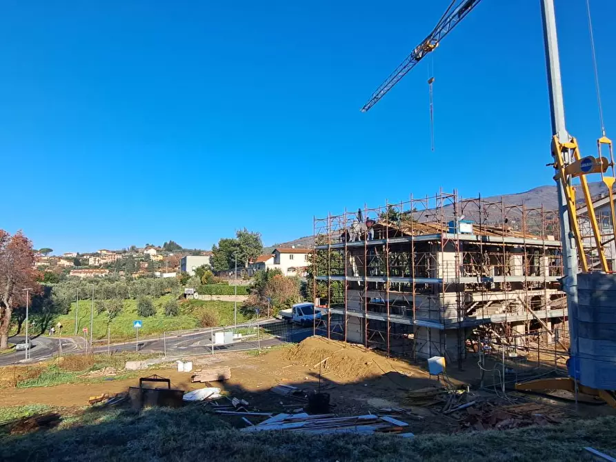 Immagine 7 di Villa in vendita  in via dante alighieri 249 a Reggello