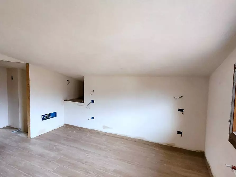 Immagine 13 di Villa in vendita  in Via Dianora Buini 21 a Borgo San Lorenzo