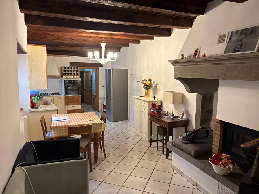 Immagine 18 di Appartamento in vendita  in piazza bernardo tanucci 3 a Pratovecchio Stia