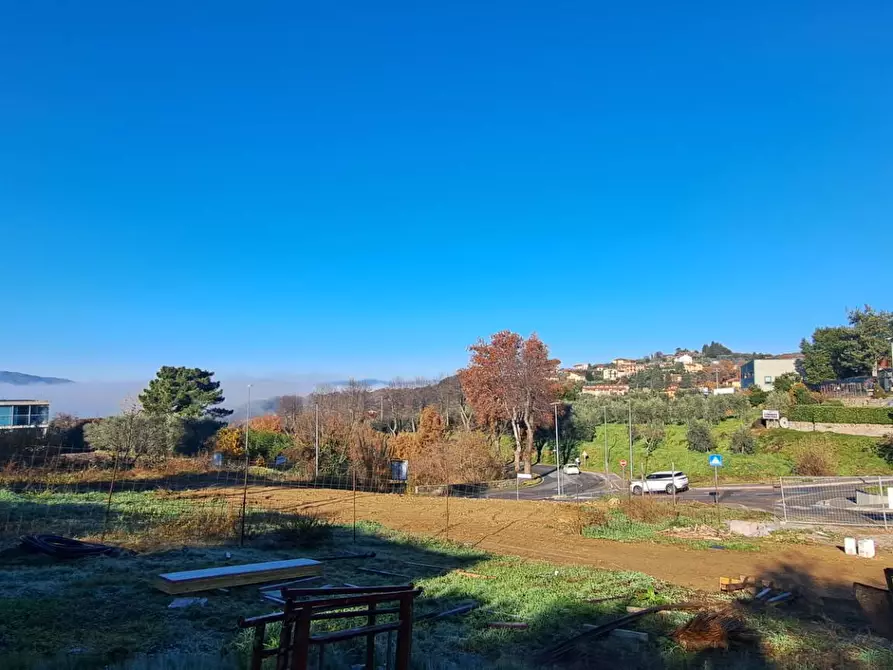 Immagine 3 di Villa in vendita  in via dante alighieri 249 a Reggello