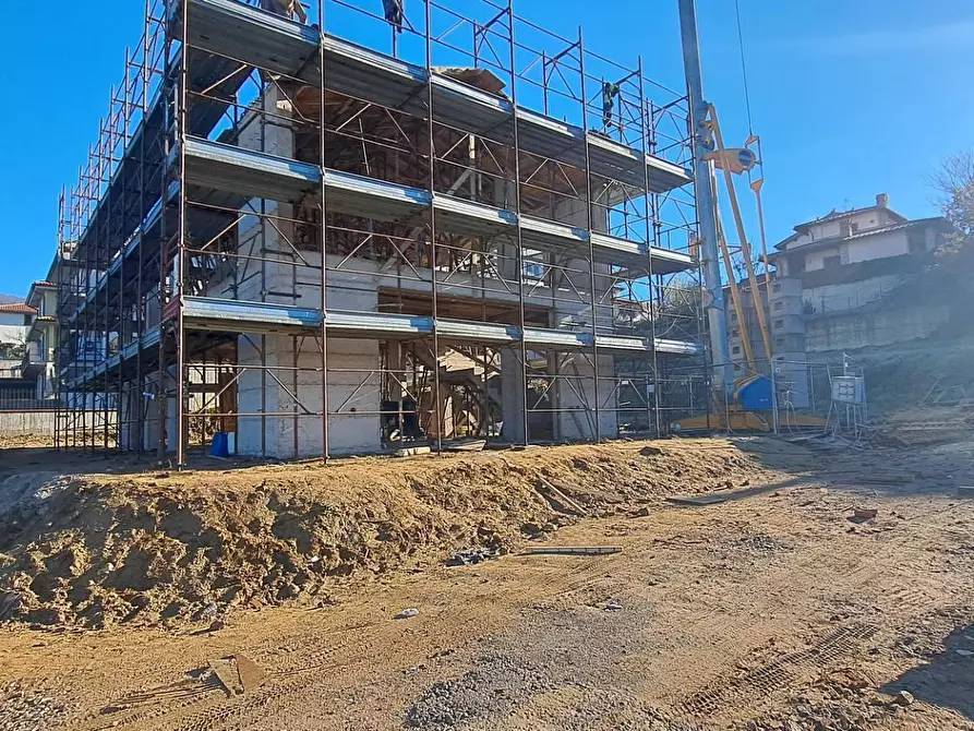 Immagine 15 di Villa in vendita  in via dante alighieri 249 a Reggello