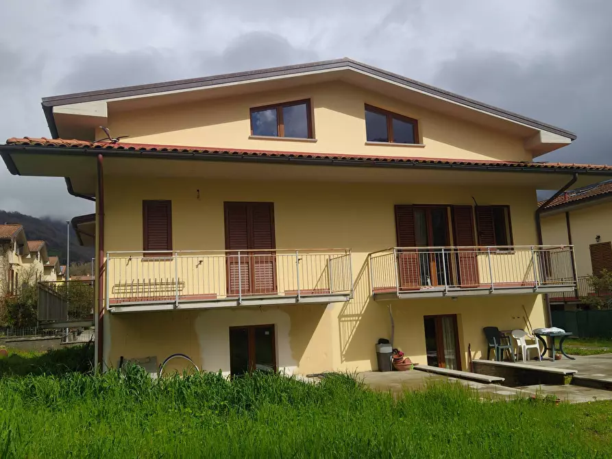 Immagine 14 di Villa in vendita  in Via Dianora Buini 21 a Borgo San Lorenzo