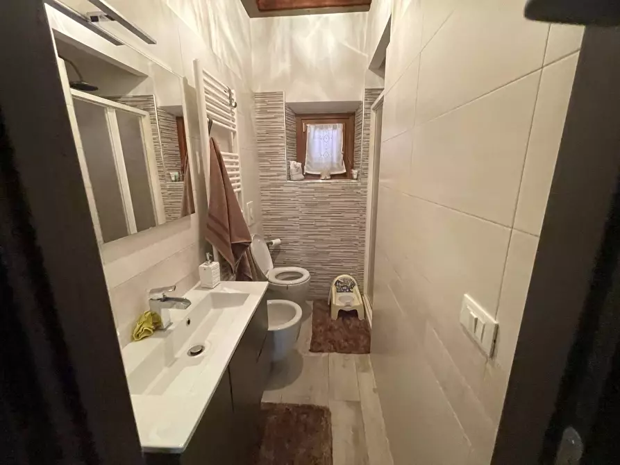 Immagine 23 di Appartamento in vendita  in Strada Provinciale Traversa del Mugello 12 a Borgo San Lorenzo