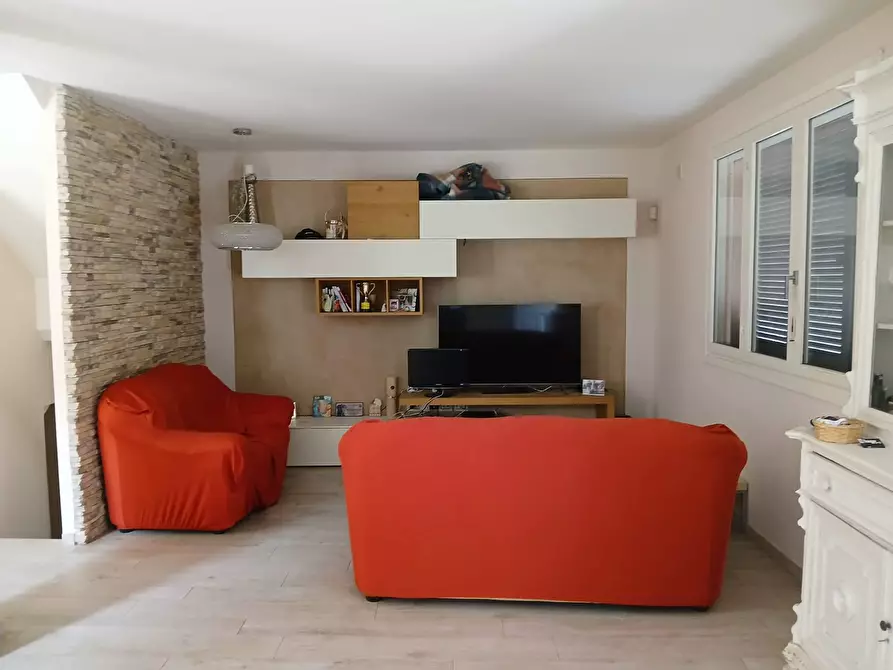 Immagine 4 di Appartamento in vendita  in Viale G. Mazzini 73 a Vicchio