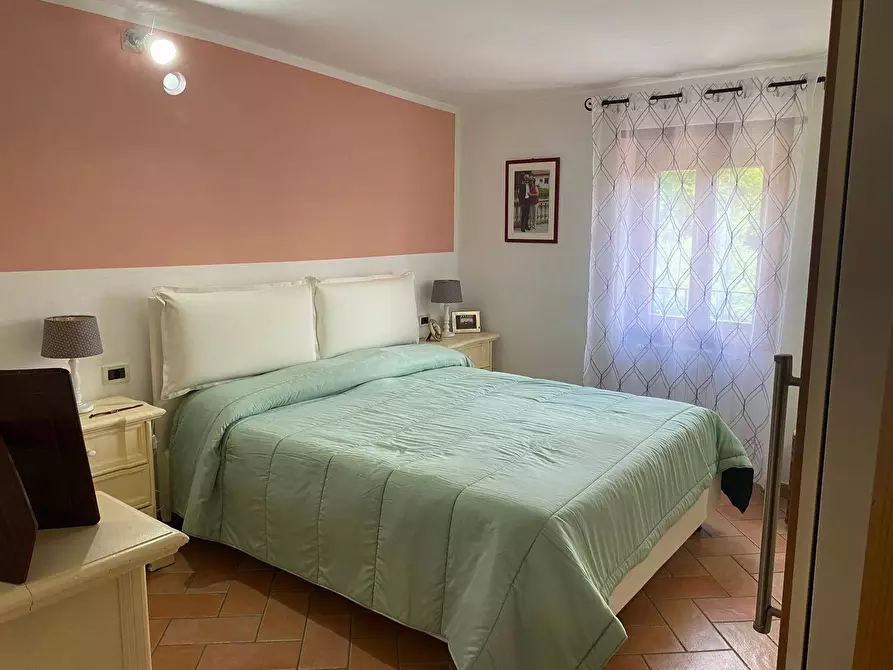 Immagine 13 di Appartamento in vendita  in piazza bernardo tanucci 3 a Pratovecchio Stia