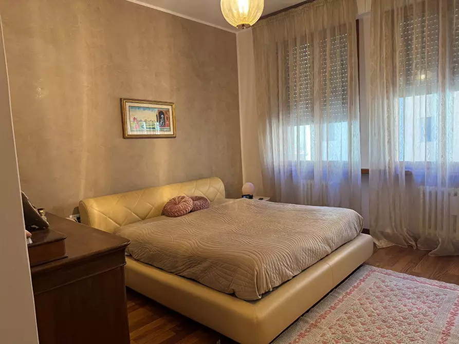 Immagine 12 di Appartamento in vendita  in Via Dei Frullani 3 a Firenze