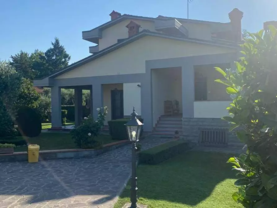 Immagine 1 di Villa in vendita  in Via del Tabernacolo 10 a Barberino Di Mugello