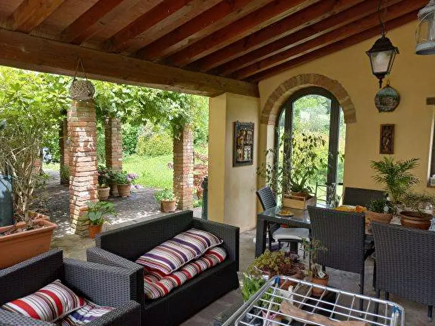 Immagine 3 di Rustico / casale in vendita  in frazione piazzano 69 a Vicchio