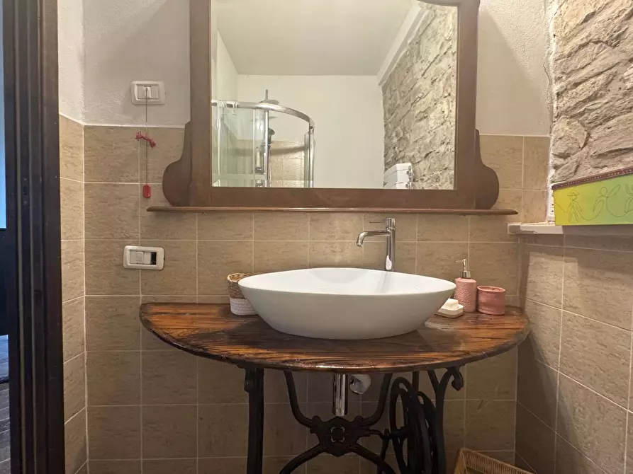 Immagine 28 di Rustico / casale in vendita  in via di Monteloro a Pontassieve