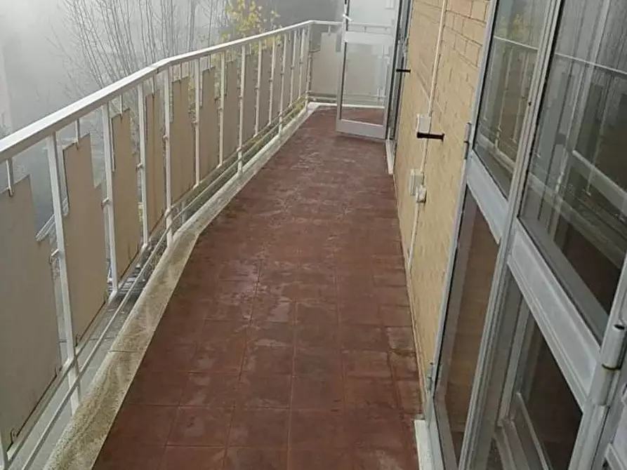 Immagine 5 di Appartamento in affitto  in VIA  MAGGINI 220 a Ancona