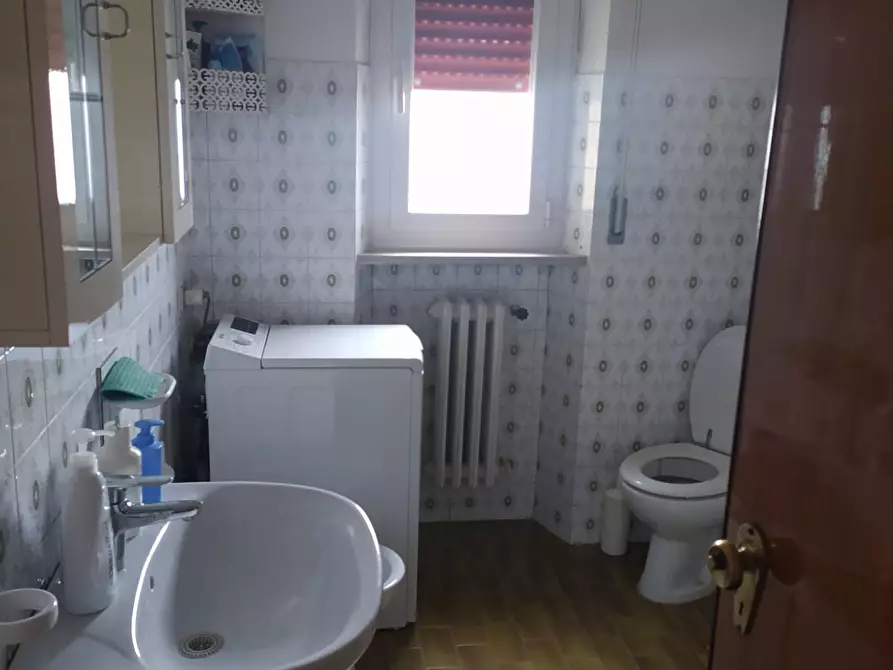 Immagine 13 di Appartamento in affitto  in VIA  MAGGINI 220 a Ancona