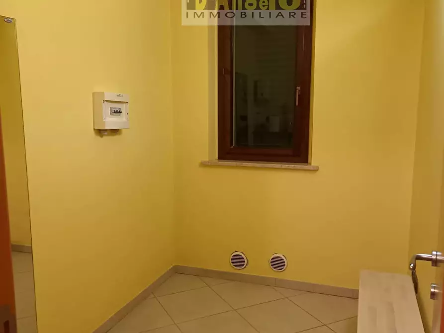 Immagine 5 di Locale commerciale in affitto  in Via palmiro togliatti 92 a Offida