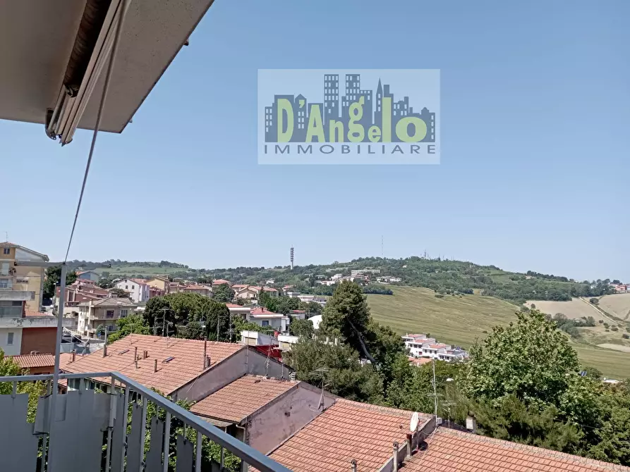 Immagine 2 di Appartamento in affitto  in VIA  MAGGINI 220 a Ancona