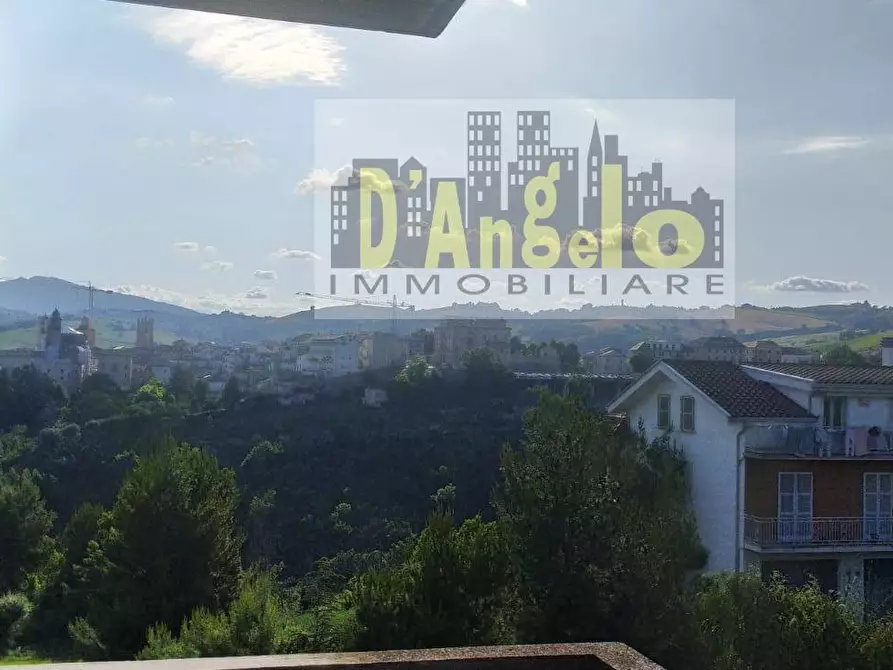 Immagine 21 di Appartamento in vendita  in Via I Maggio a Offida