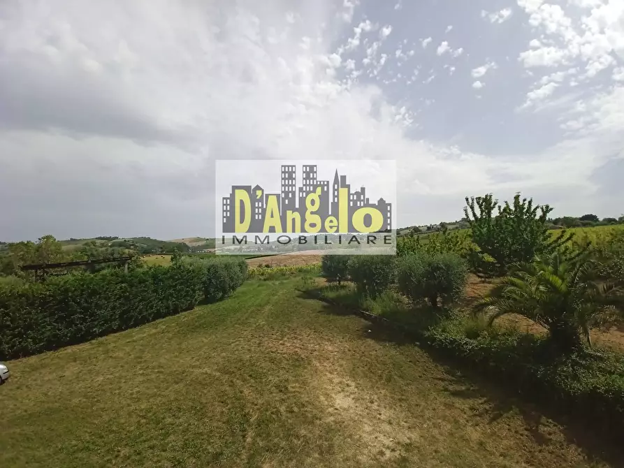 Immagine 27 di Rustico / casale in vendita  in contrada tesino a Offida