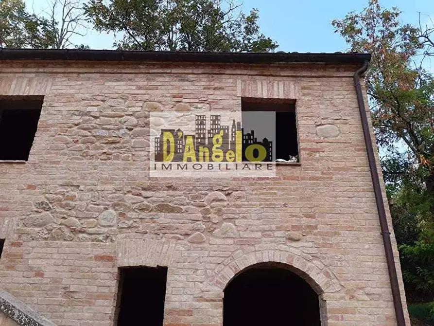Immagine 5 di Casa indipendente in vendita  in Via San Francesco a Montalto Delle Marche