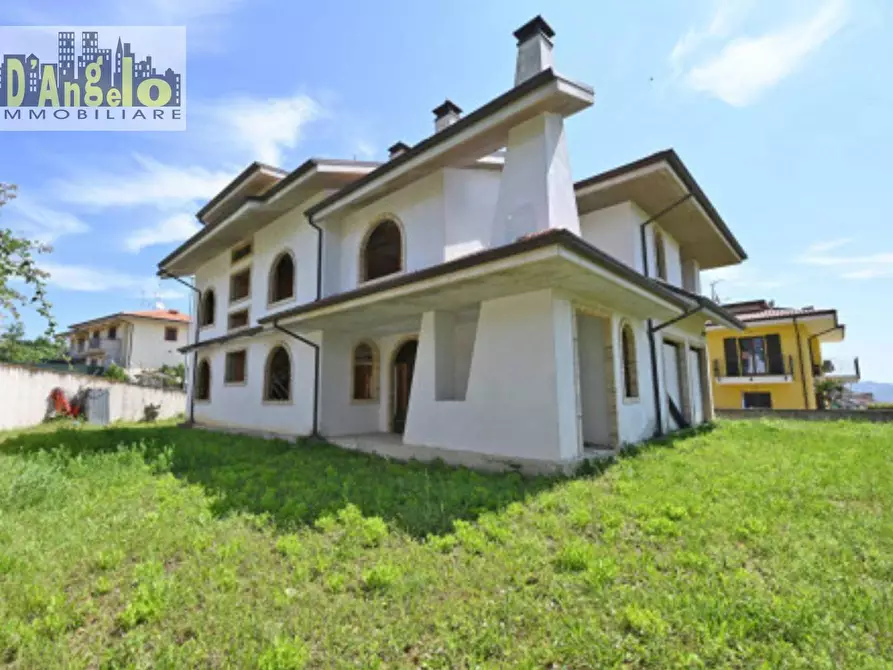 Immagine 1 di Villa in vendita  in Via Adolfo Marinozzi 14 a Spinetoli