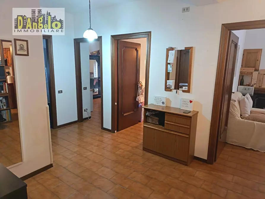 Immagine 2 di Appartamento in vendita  in Via Borgo Garibaldi 154 a Castignano