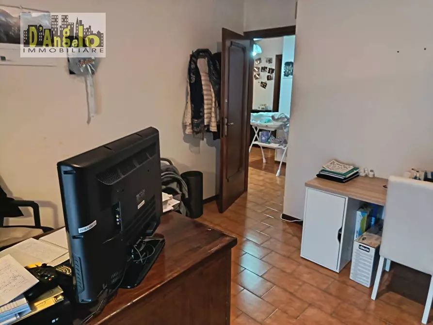 Immagine 13 di Appartamento in vendita  in Via Borgo Garibaldi 154 a Castignano