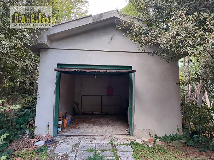 Immagine 41 di Villa in vendita  in Viale Mazzini a Offida