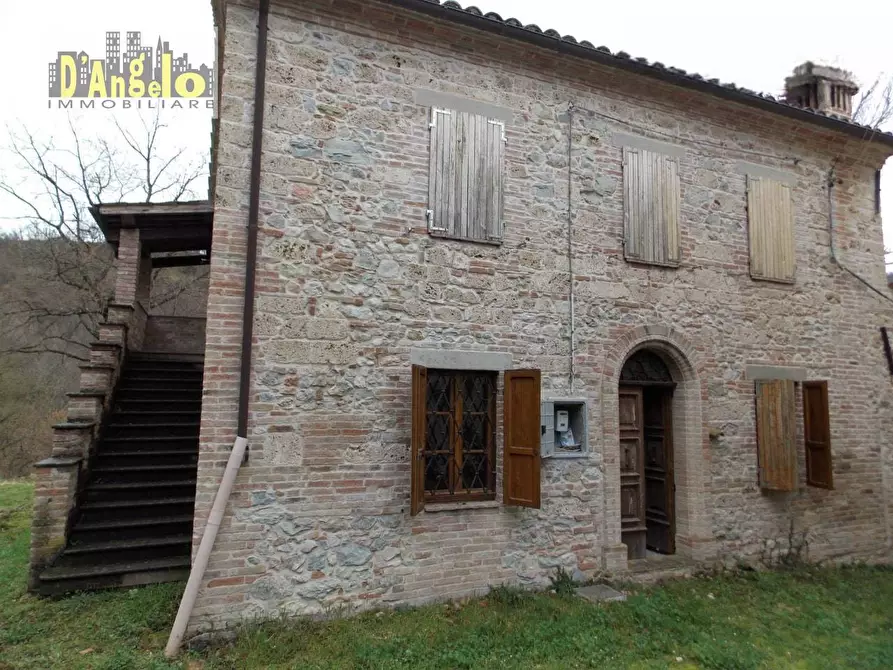 Immagine 18 di Villa in vendita  a Sarnano