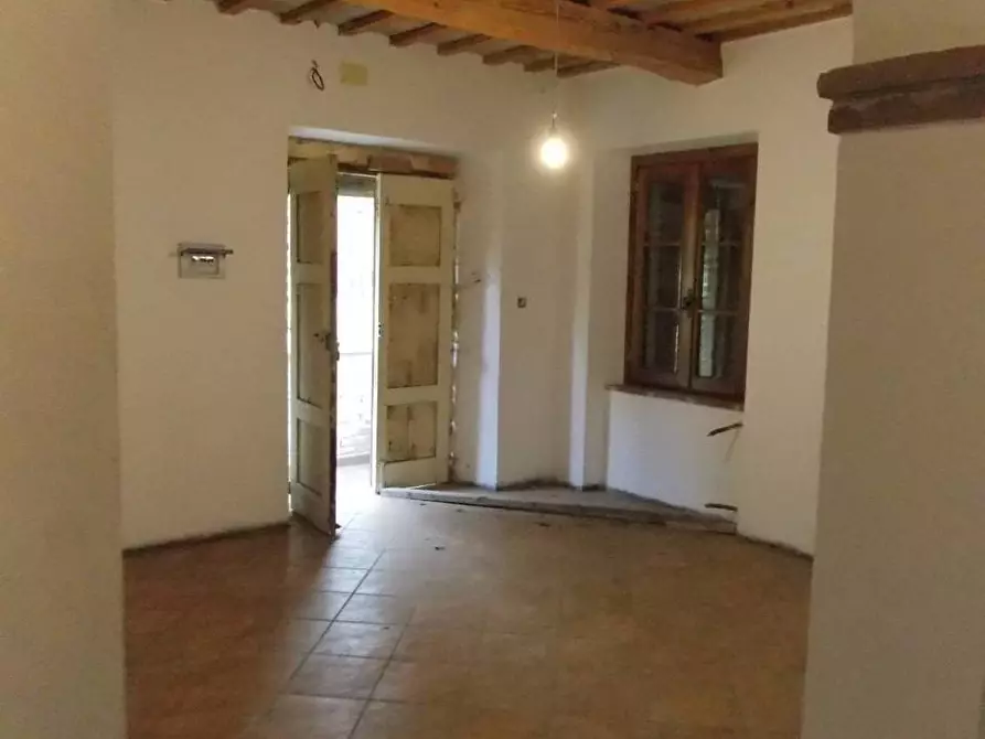 Immagine 23 di Villa in vendita  a Sarnano