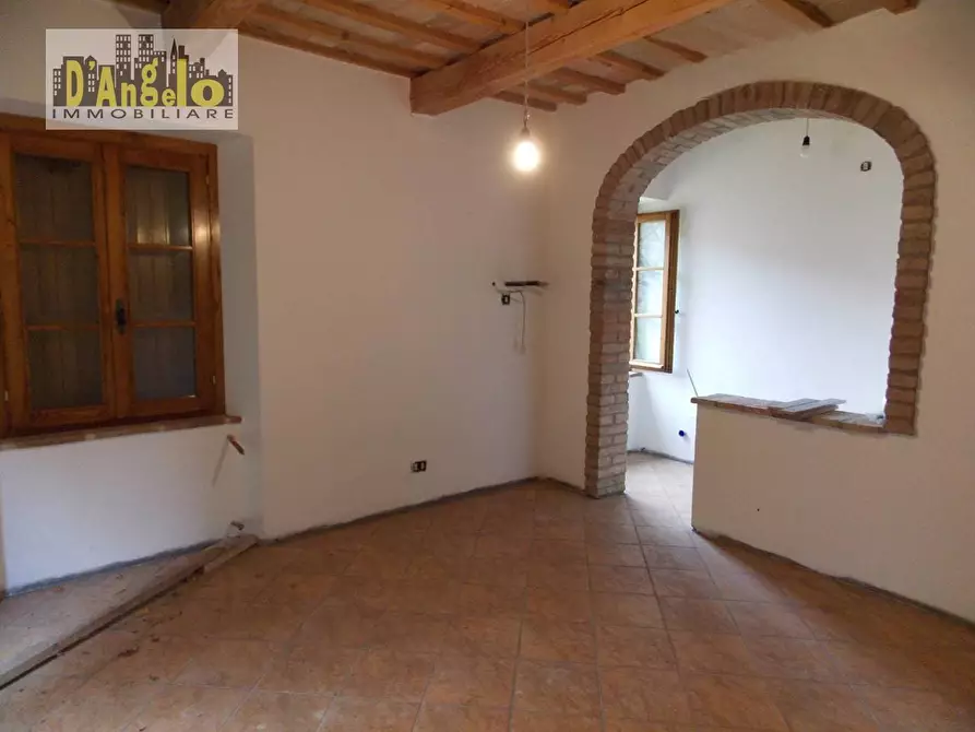 Immagine 24 di Villa in vendita  a Sarnano