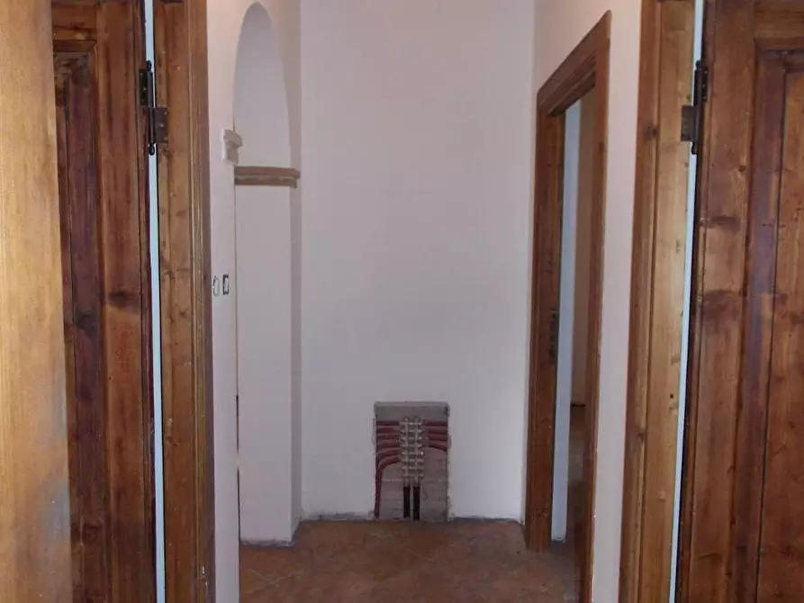 Immagine 27 di Villa in vendita  a Sarnano