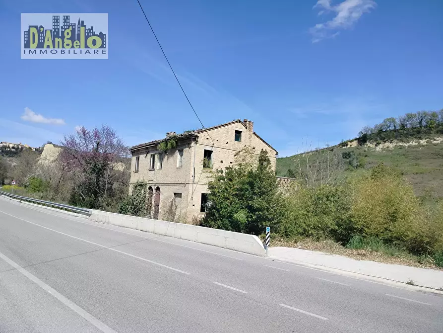 Immagine 4 di Casa indipendente in vendita  in Contrada Lava 161, 162 a Offida