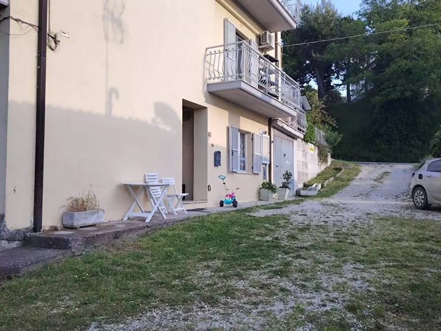 Immagine 3 di Appartamento in vendita  in Via Colle Arena 11 a Castignano