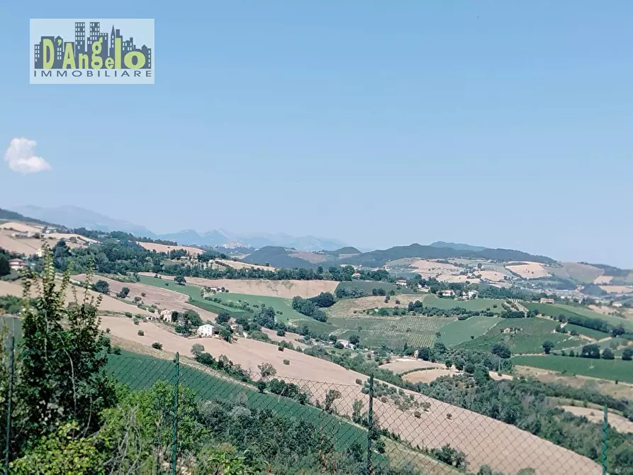 Immagine 30 di Casa indipendente in vendita  in Via Crocifisso 45 a Castignano