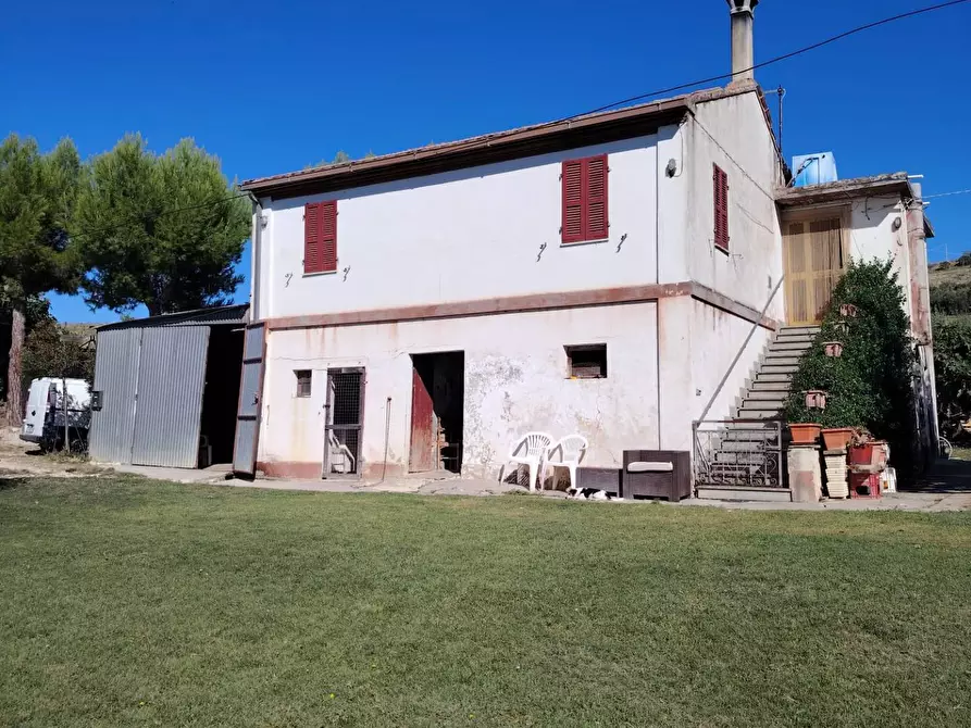 Immagine 1 di Rustico / casale in vendita  in Contrada Tesino 171 a Offida