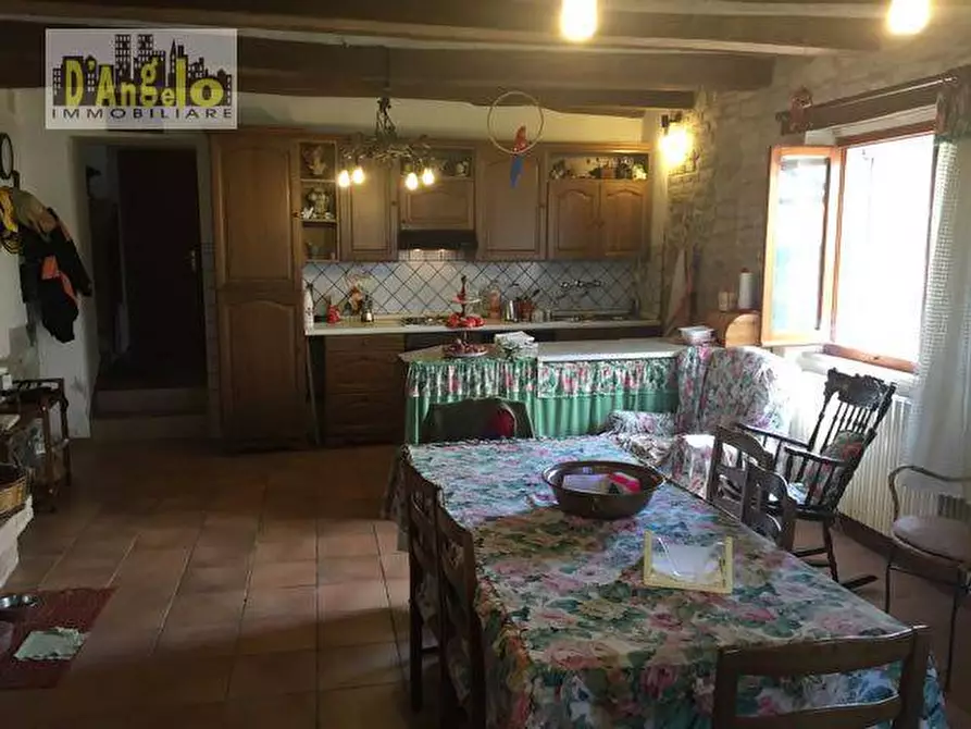 Immagine 4 di Baita in vendita  in Contrada Colle a Rotella