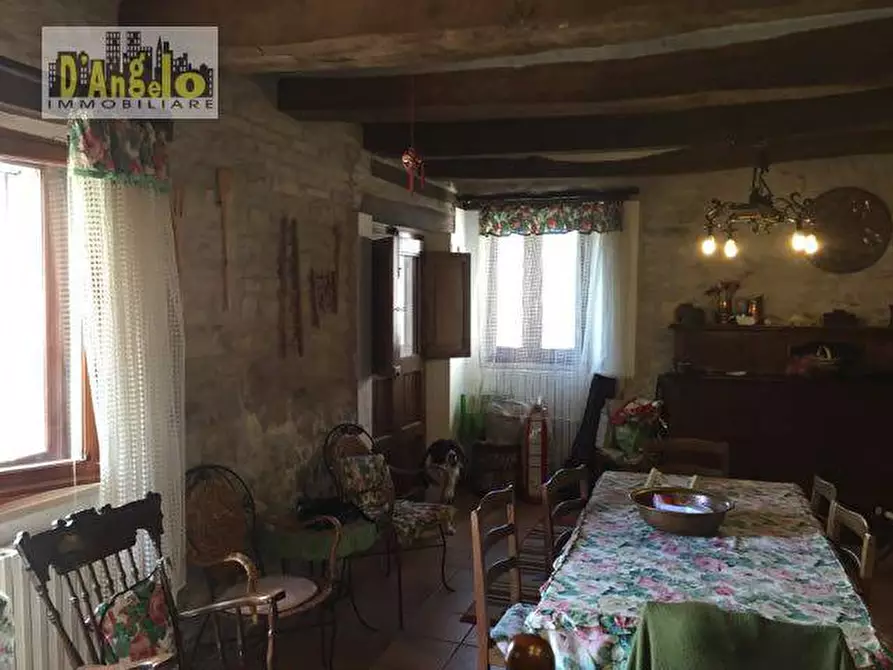 Immagine 6 di Baita in vendita  in Contrada Colle a Rotella